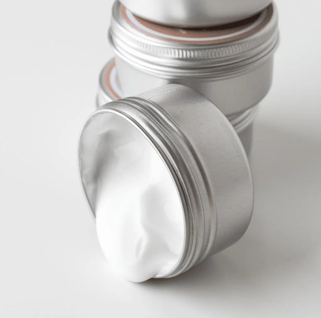 Crème visage au lait de chèvre naturelle pour le soin quotidien