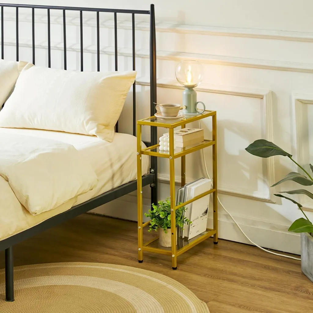 Table d'appoint en verre doré avec porte-revues 3 étages chic
