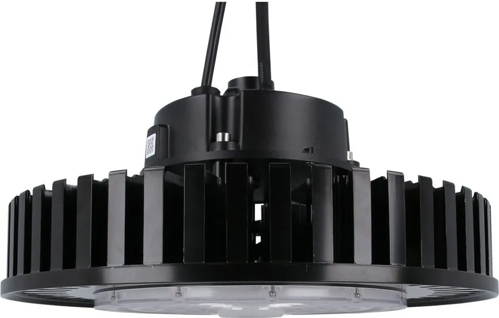 Projecteur LED 150W UFO : Finissez-en avec les Hangars Sombres IP65 4000K