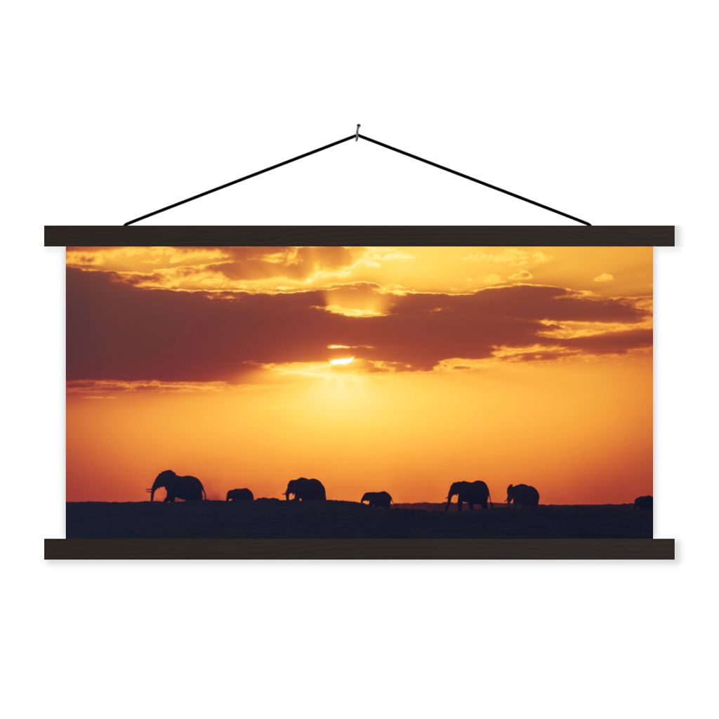 MuchoWow Textilposter Elefanten - Horizont - Sonnenuntergang - Tiere 120x60 cm mit schwarzem Rahmen - Dekoration Schlafzimmer