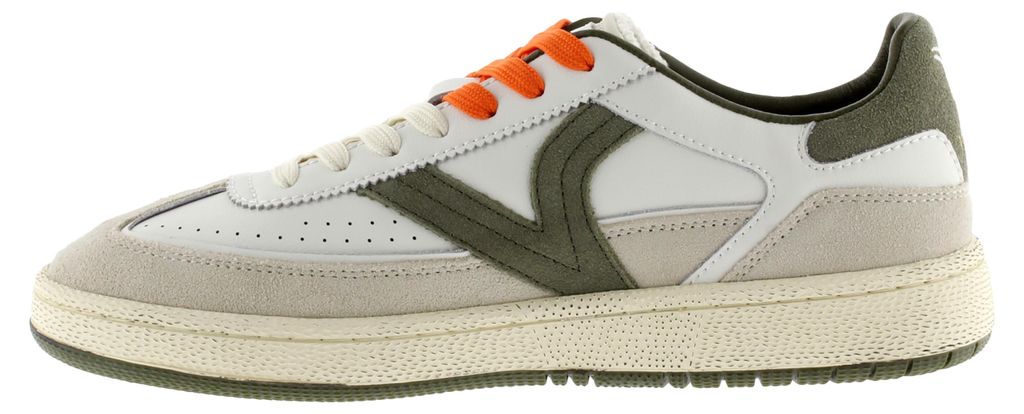 Sneakers aus Leder