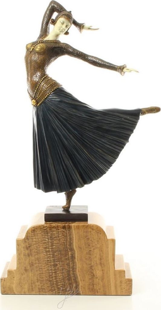 Casa Padrino Luxus Bronzefigur Tänzerin Mehrfarbig / Beige 26 x 9 x H. 46,9 cm - Dekofigur