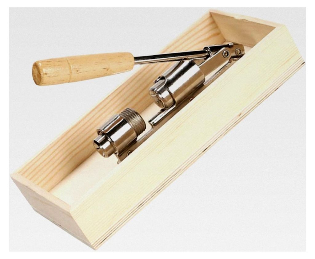 Nussöffner Walnussknacker mit Hebelkonstruktion und rutschfestem Griff, Holzkorb zur Aufbewahrung, kraftsparender Nussschäler für Macadamia, Pek...