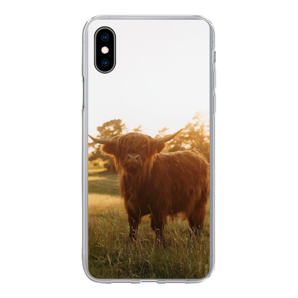 MuchoWow Handyhülle Schutzhülle Hülle für iPhone Xs Schottischer Hochländer - Gras - Sonne Silikon Softcase Handy Hülle - Handytasche