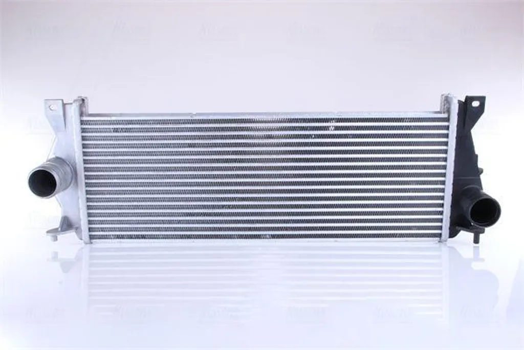 Refroidisseur d'air de turbo pour Defender NISSENS 96199 OE ESR4504