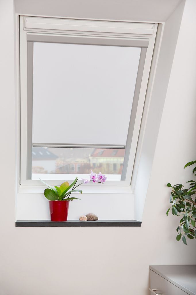 Roleta do střešního okna Skylight S08 bílá Obrázek produktu 