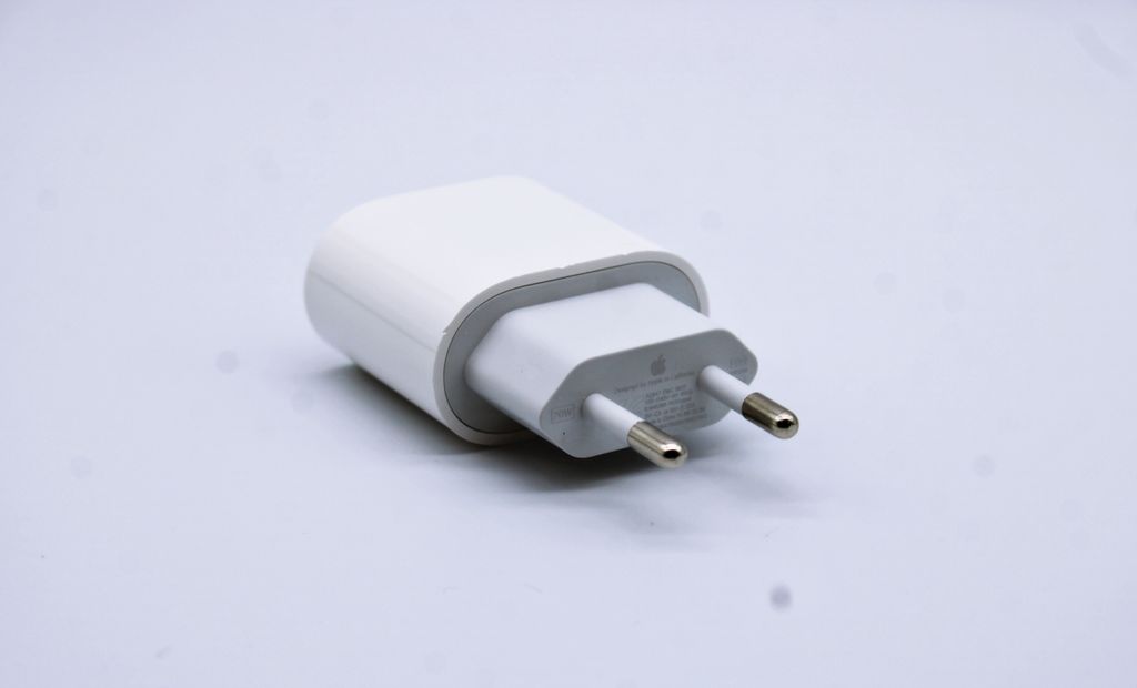 Apple iPhone - 14 - 13 - 12 - 11 Original Ladegerät - 20W Produktbild 8