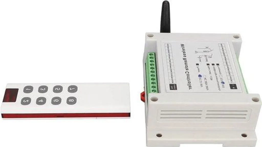 Module relais 8 canaux 12V 24V 36V DC 10A pour éclairage et moteurs