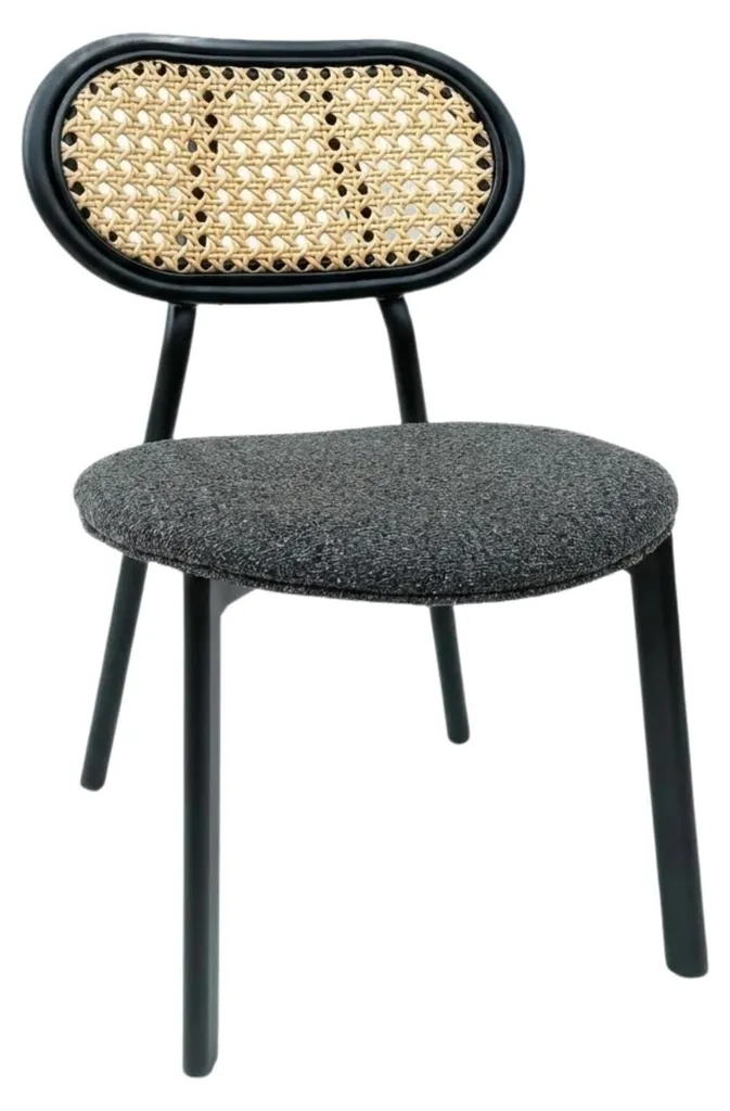 Mobilier de terrasse restaurant en rotin synthétique et tissu gris chic