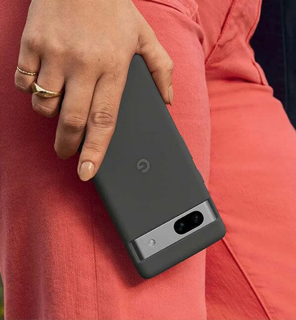 Coque Pixel 7A Carbon Google : Structure Fine et Matériau Résistant