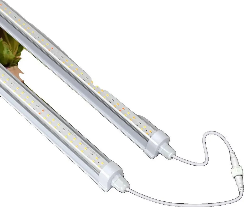 Lumière LED Plantes Spectre Complet Étanche IP65 Modèle FLEURS-2024