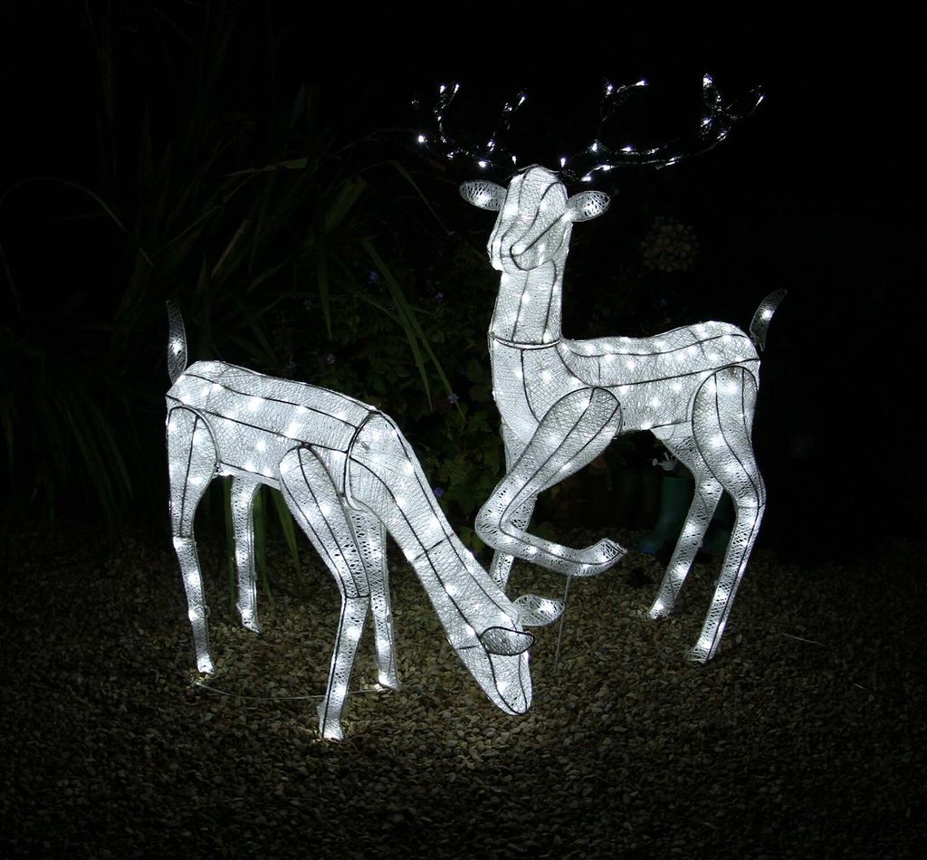 Rentier Hirsch 1,2m Reh 61cm Kitz Familie LED Beleuchtung Produktbild 