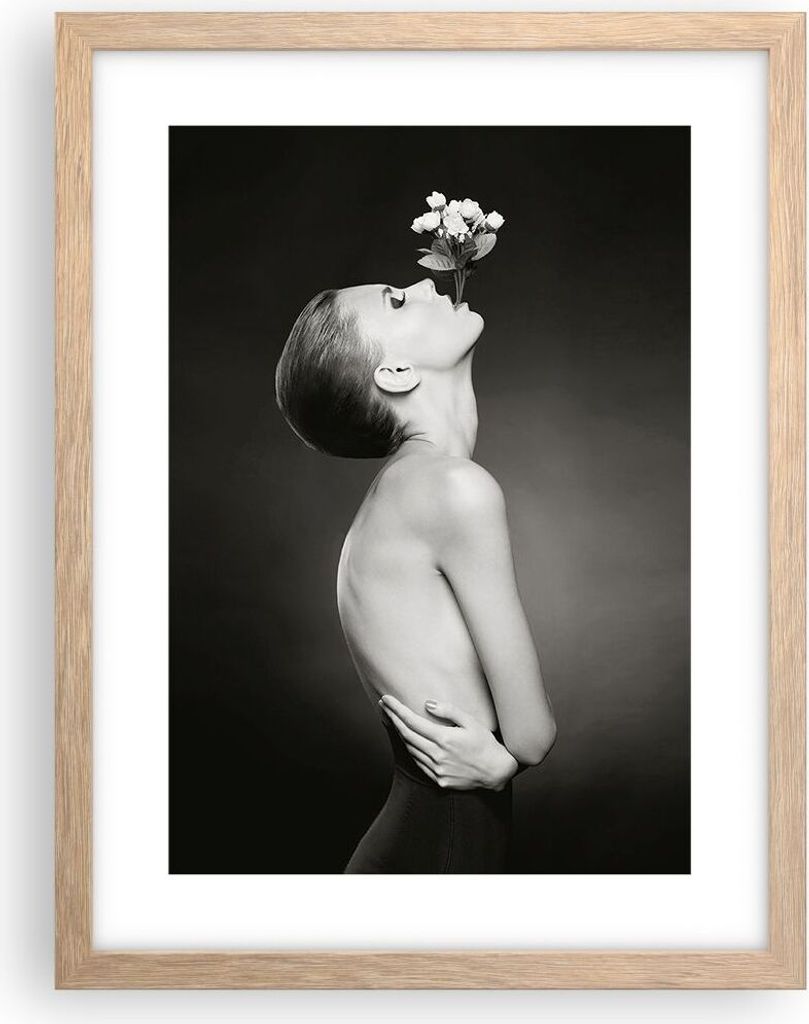 Gerahmtes Poster - Rahmen in heller Eiche - Nackt Frau Blumen - 30x40 cm - Wand Bild - Wanddeko - Wandbilder - Kunstposter - Wandposter - Bilderrah...
