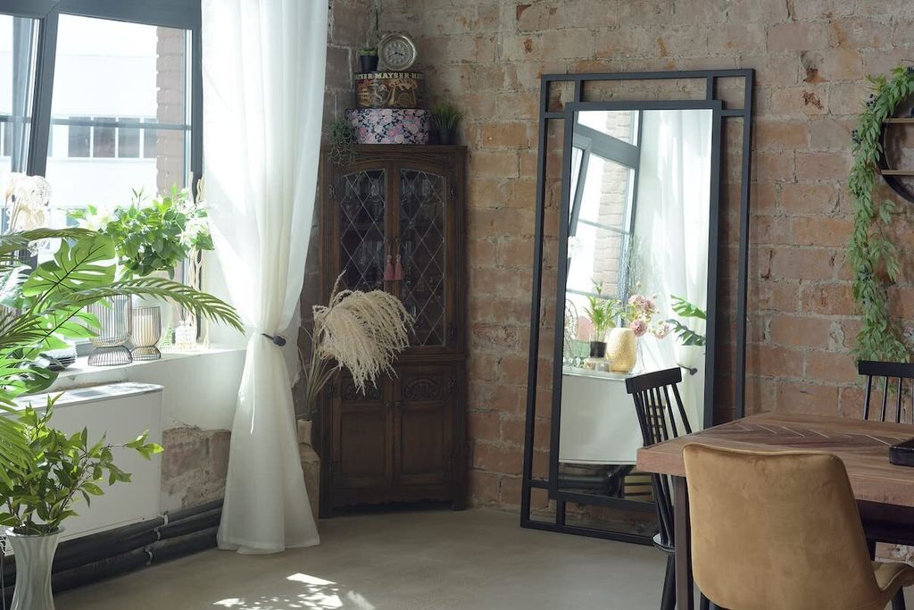 Varada Loft - Designspiegel Model: Inframe - 80 x 120 cm