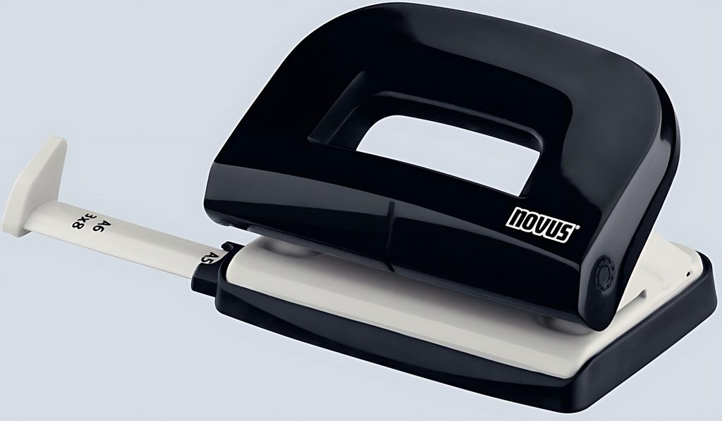 Perforatrice NOVUS E 210, capacité de perforation : 10 Image du produit 