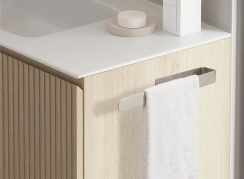 Tyč na ručníky form&style neohebná k nalepení matná Obrázek produktu 