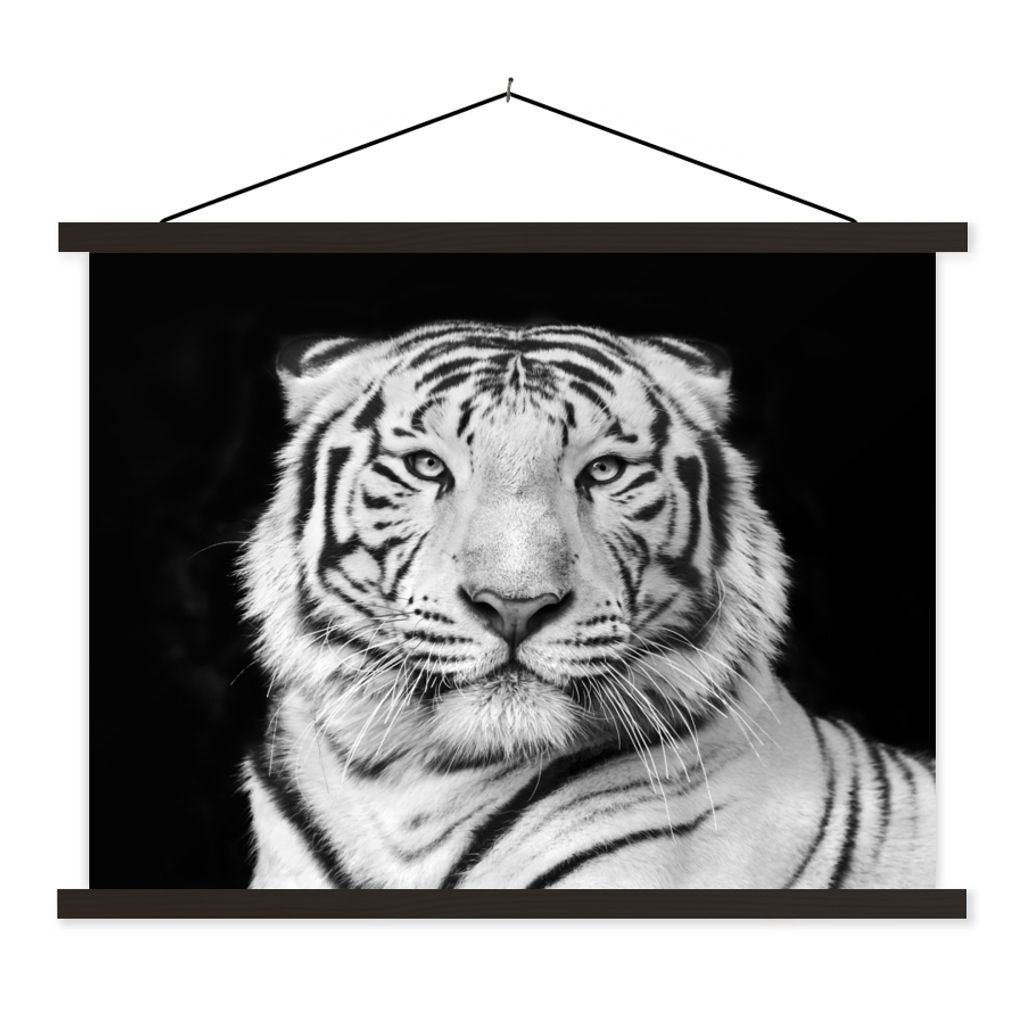 MuchoWow Textilposter Tiger - Schwarz - Weiß - Porträt - Tiere 60x45 cm mit schwarzem Rahmen - Poster Schlafzimmer