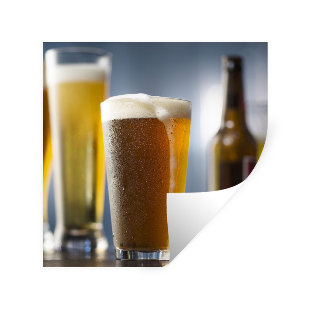 MuchoWow Wandtattoo Wandsticker Wandaufkleber Verschiedene Biergläser und Biere 80x80 cm Selbstklebend und Repositionierbar - Wierderverwendbar ...
