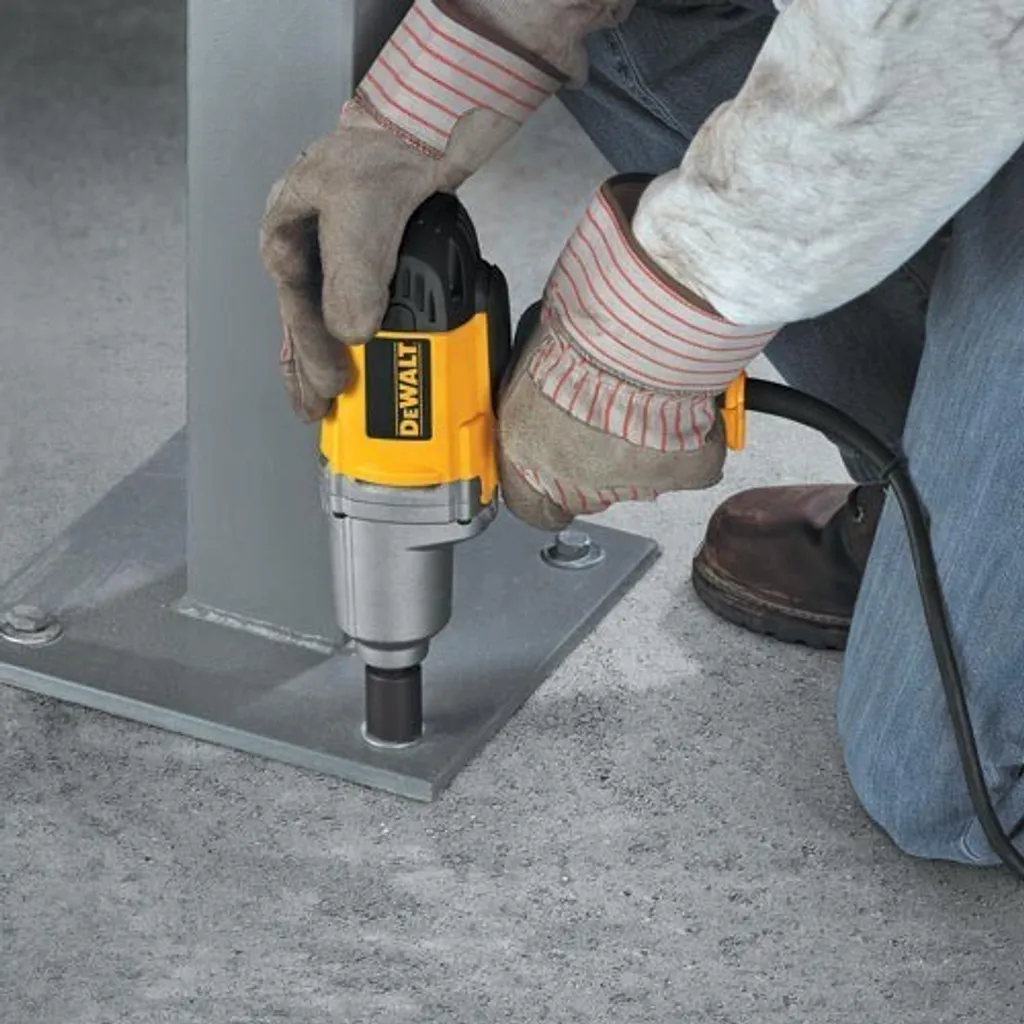 Clé à chocs 440Nm DeWALT DW294 710W : Couple élevé et prise 3/4 pouce - 10