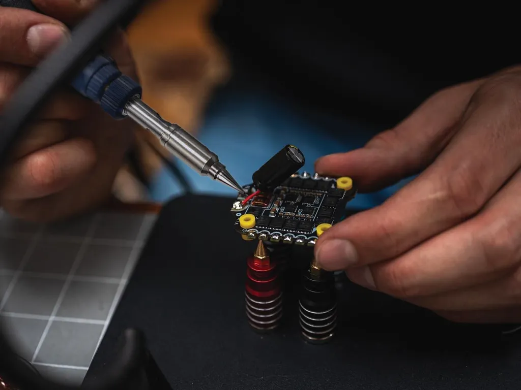 Torcia e Saldatore 3 in 1 da Emergenza | Alimentato a Gas Butano - 2