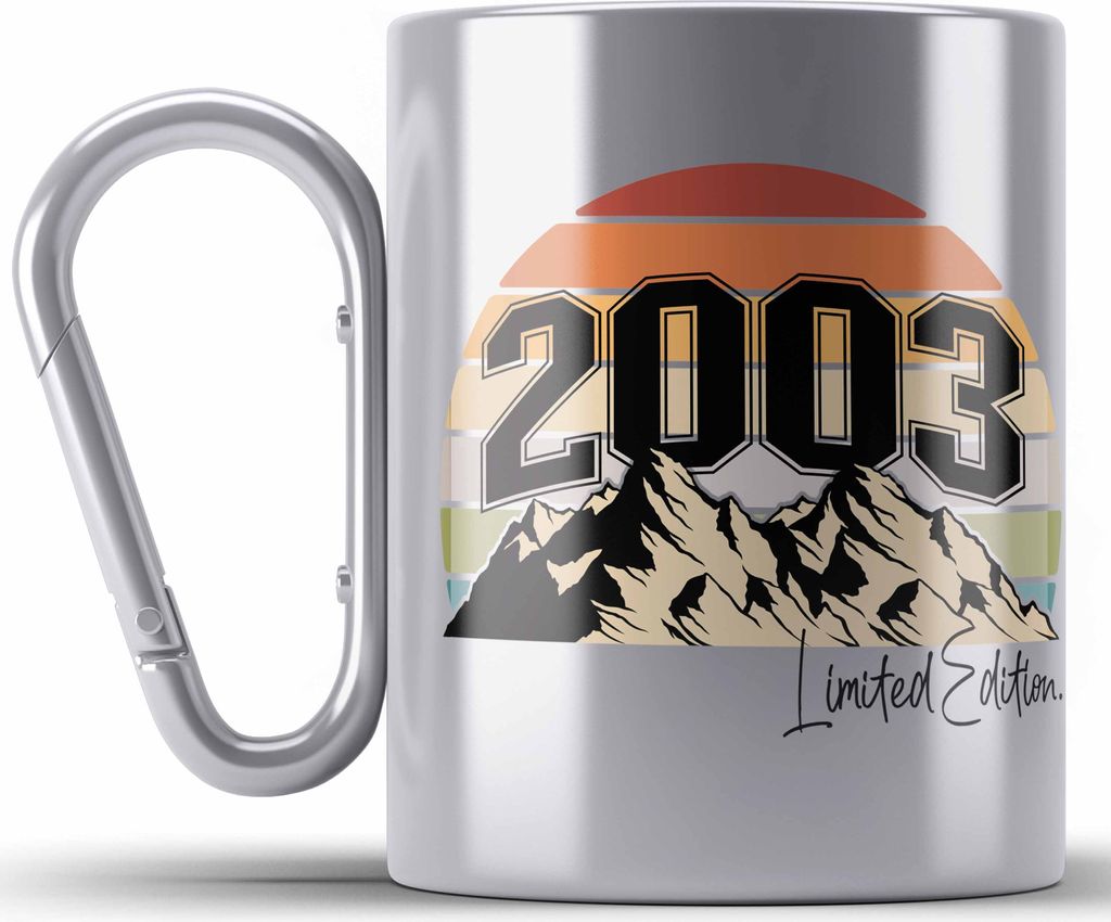 Trendation - 18. Geburtstag Edelstahl Tasse Karabiner Geschenk Mädchen Jungen Geschenkidee Lustig Spruch 18 Geschenke Geschenkideen zum 18 Bday 18...