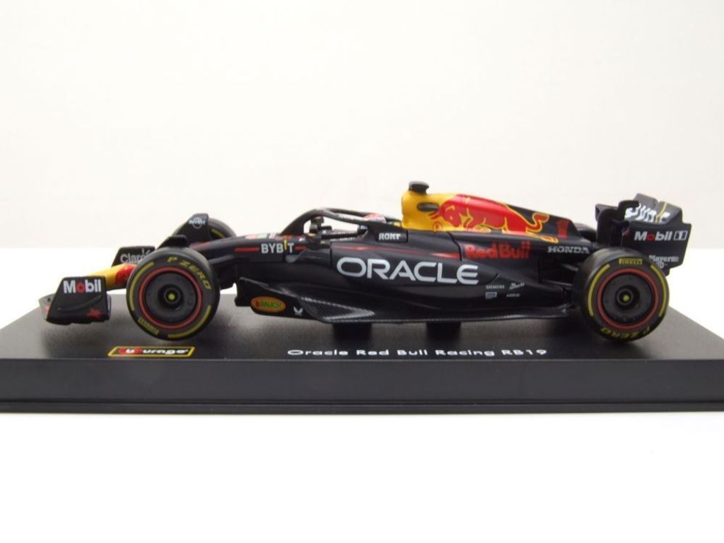 Bburago 18-38083 - Modellauto - Red Bull Racing F1 RB19 Produktbild 11