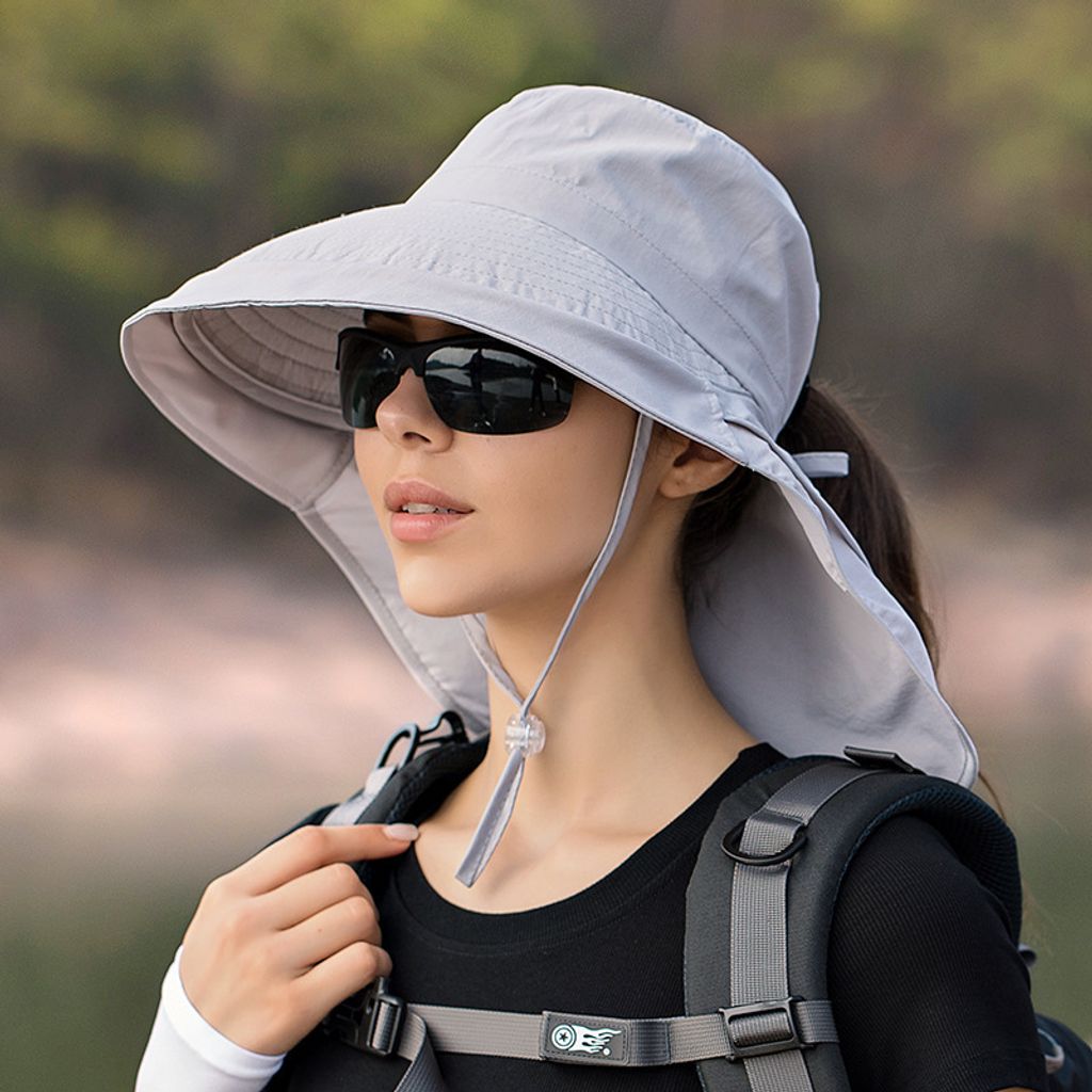Frauen wandernd Sonnenhut Sommerhut Bergsteigen große Produktbild 