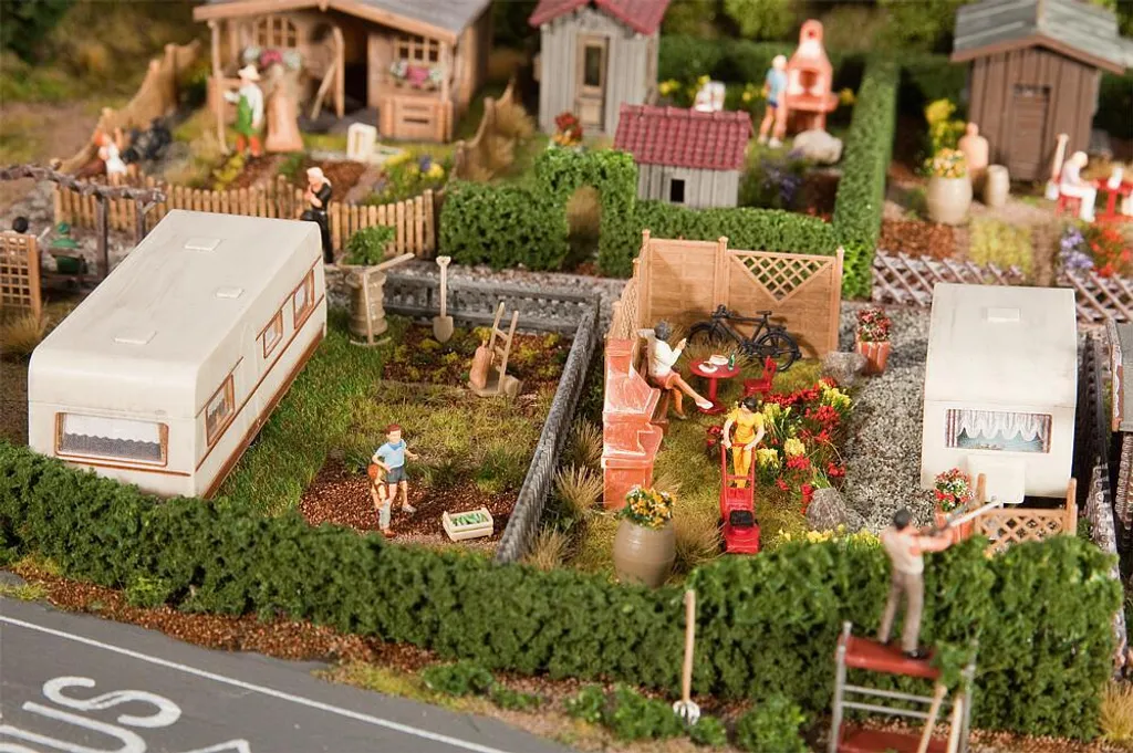 Rendez votre décor HO plus réaliste avec les jardins Faller 180495 époque III