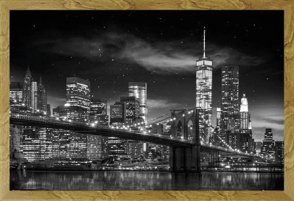 Quadro New York Bianco e Nero Freedom Tower - Cornice Oak Shinsuke