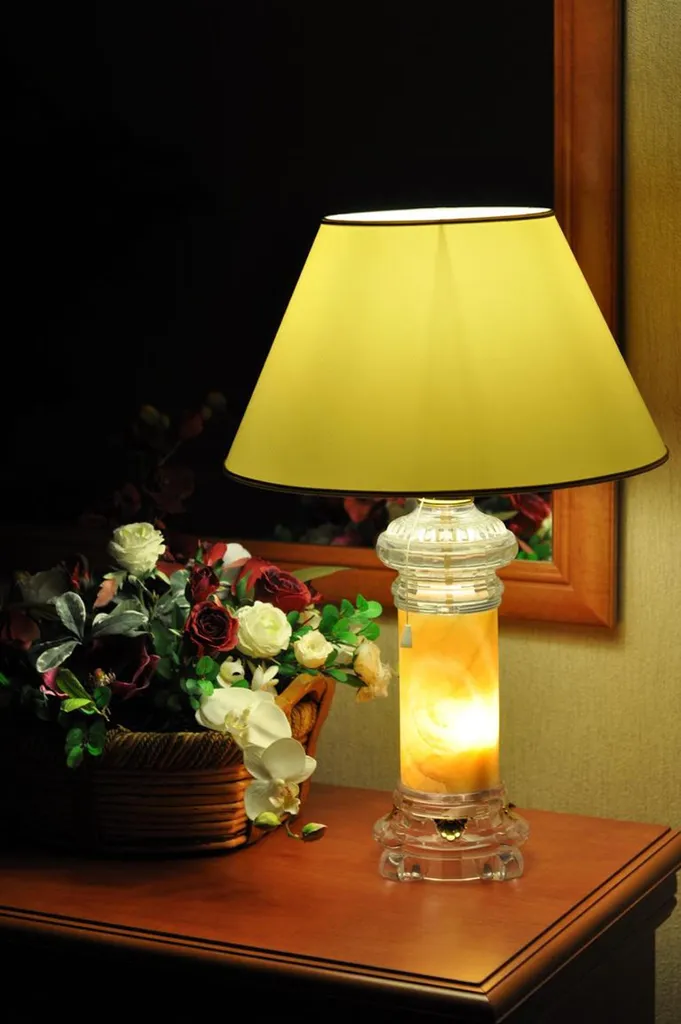 Lampe de table XXL design classique avec abat-jour large en tissu