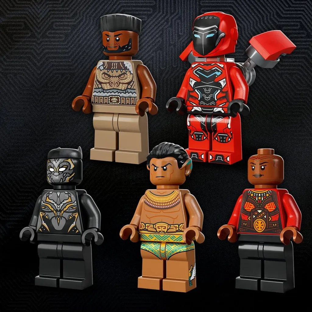 LEGO Marvel 76214 Black Panther avec 5 Figurines et Drones de Combat Bio - 12