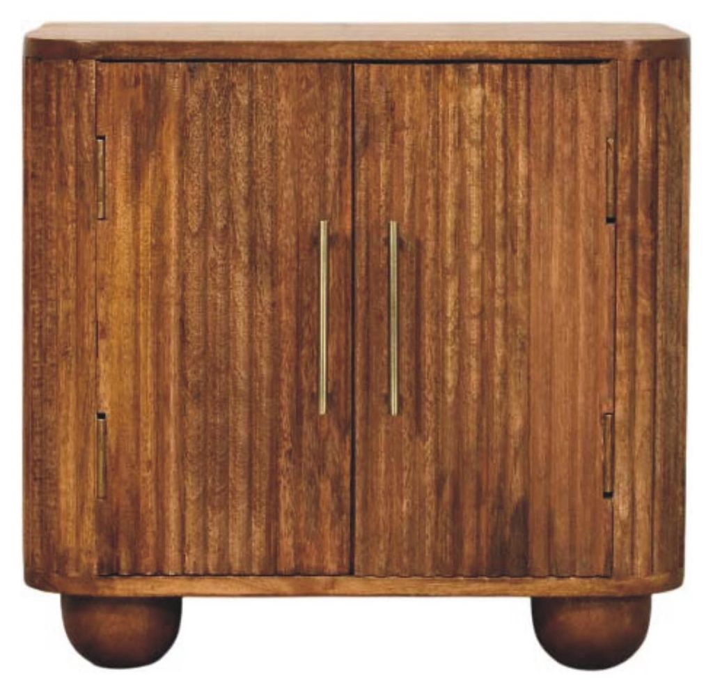 Artisan Furniture Mini-Sideboard „Solis“ aus Massivholz mit geriffelten Fronten