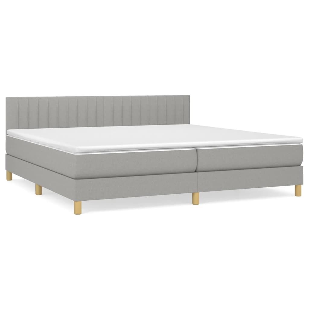 "Winteraktion" Boxspringbett mit Matratze Hellgrau 200x200 cm Stoff - Klassische Betten CC6102