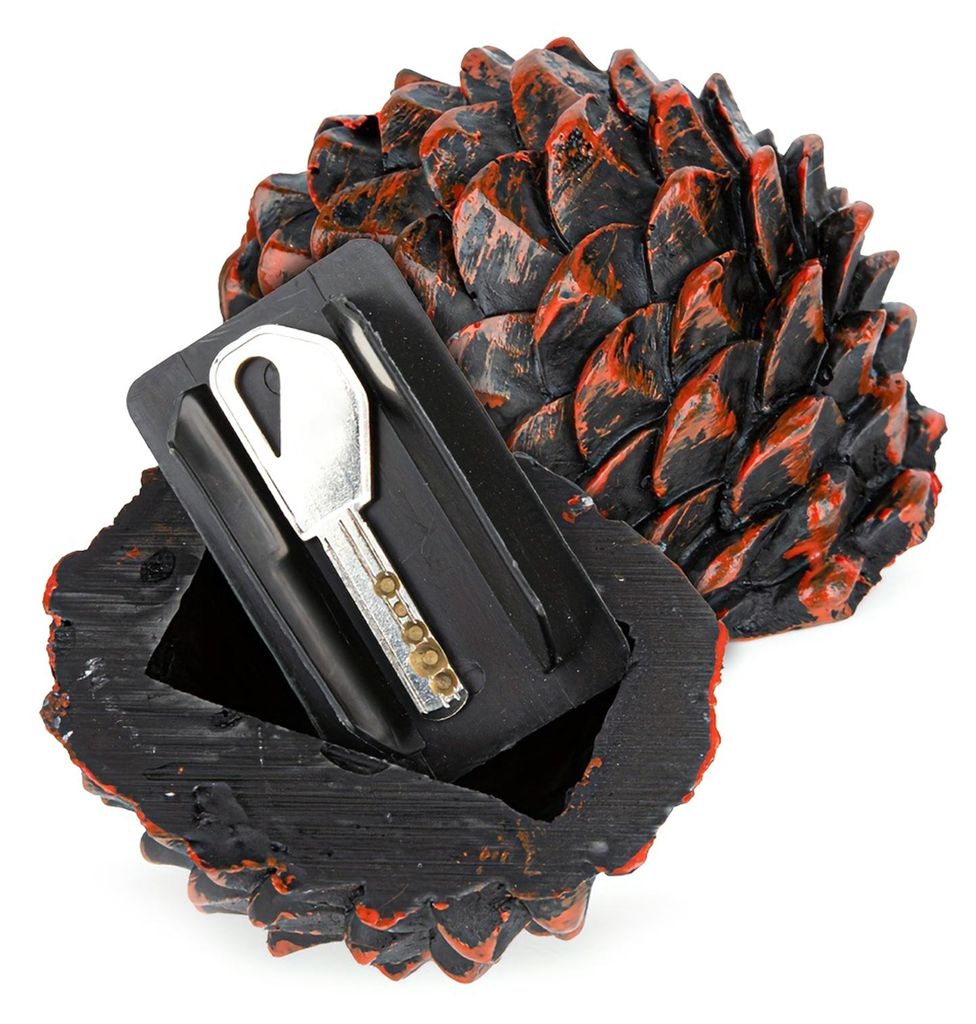 Schlüsselbox aus Kunststein für Garten, Hof und Rasen – Dekoratives Accessoire aus Kunstharz, ideal als Ersatzschlüsselhalter.