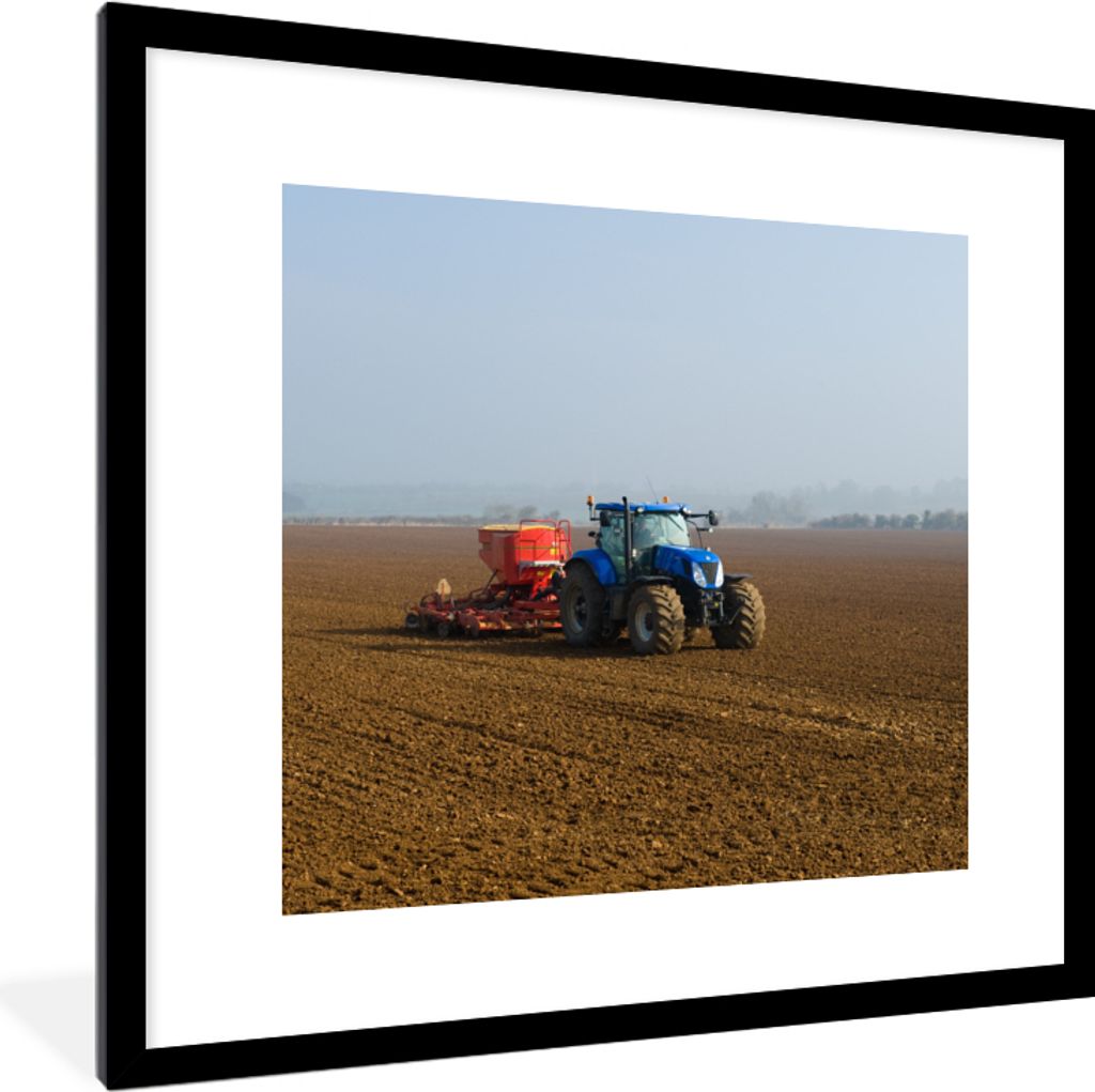 MuchoWow Gerahmtes Poster Traktor - Blau - Nebel 40x40 cm - Poster mit Schwarzem Bilderrahmen Wandposter Rahmen Foto Bilder - Poster - Plakat im ...