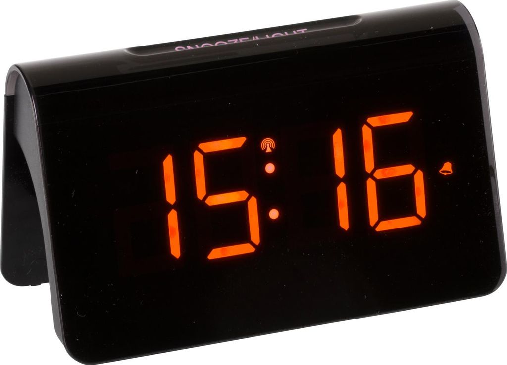 A black digital alarm clock displaying the time 15:16.