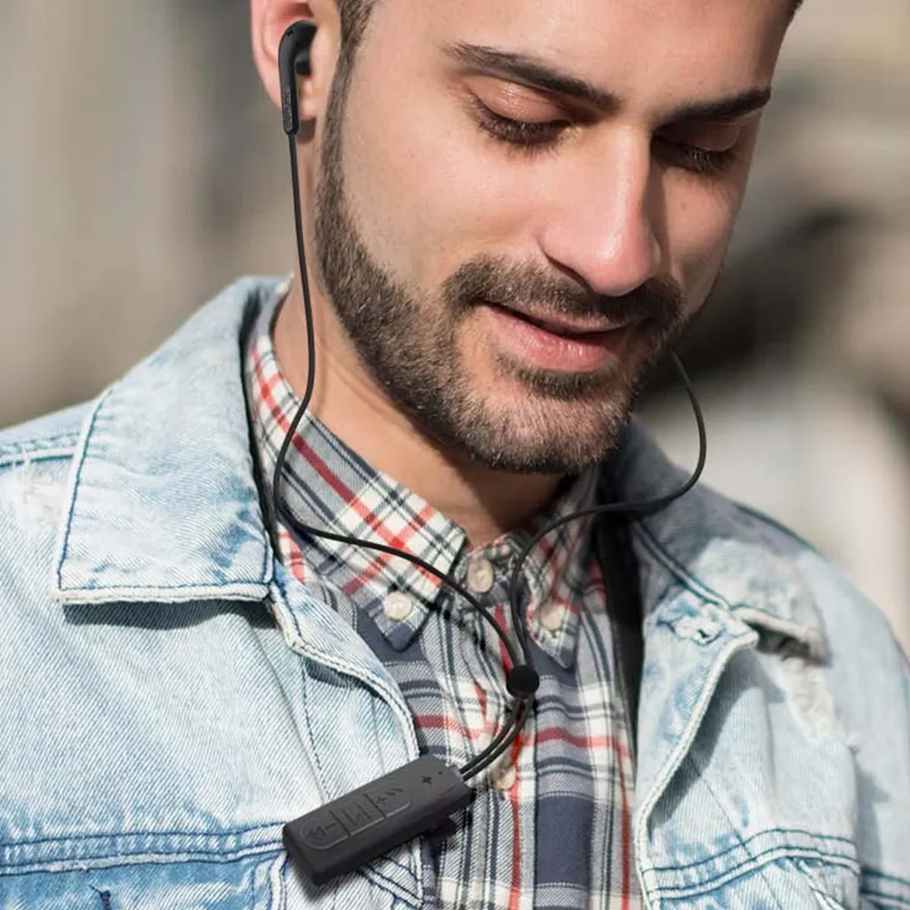 Kit Piéton Bluetooth Defunc Noir : Ne Manquez Plus Aucun Appel en Déplacement