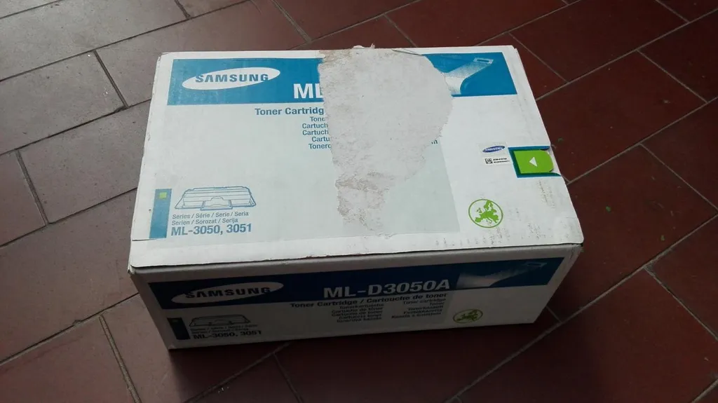 Toner Samsung ML-D3050A ELS pour éviter les traces et bavures