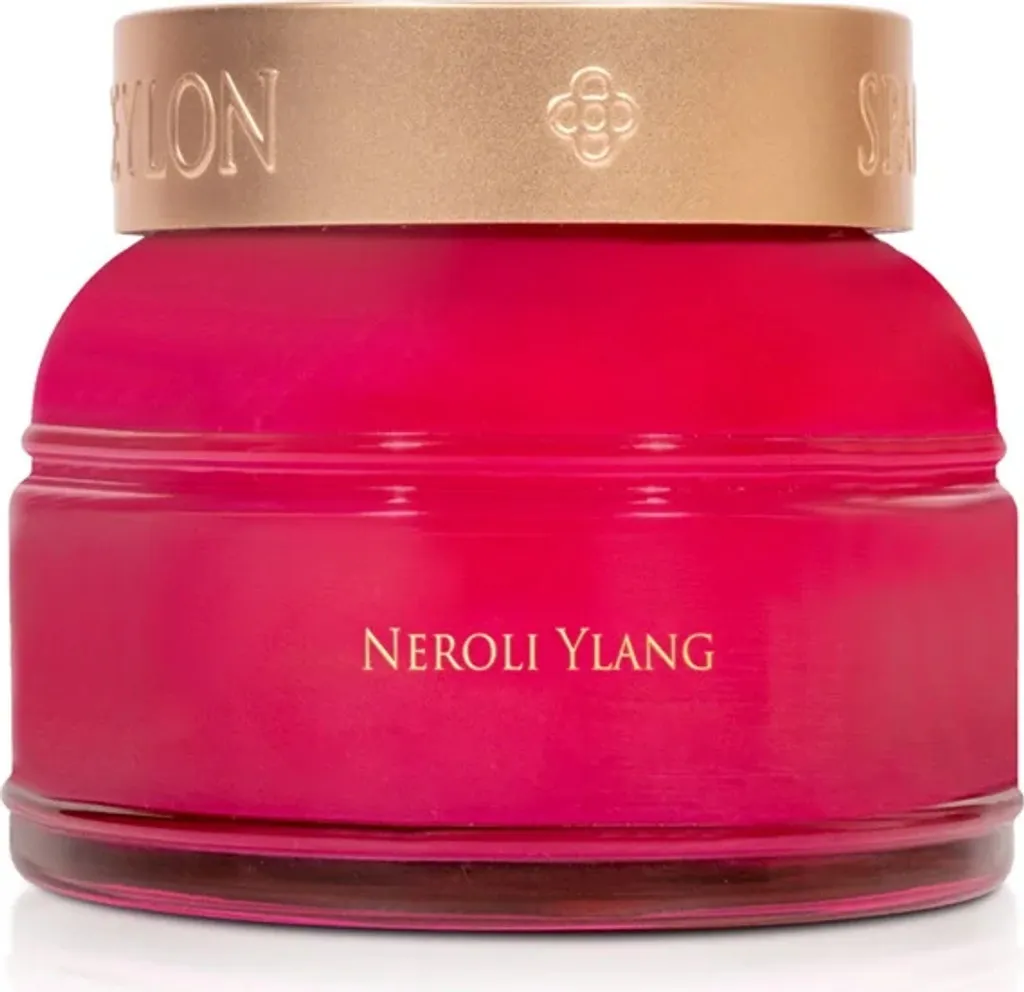 Réparer la peau sèche avec le baume hydratant Néroli Ylang texture riche