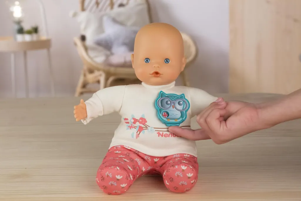 Poupée Nenuco Rosa Parlante - 7 Langues, 35cm, Parfaite pour les Câlins - 11