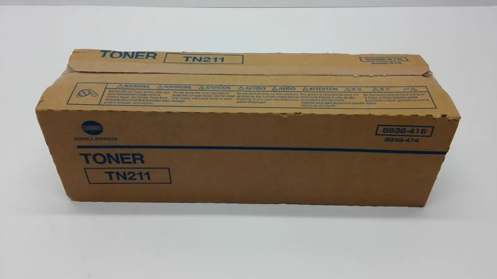 Toner TN-211 Noir : Évitez les Traces et Bavures sur Konica Bizhub