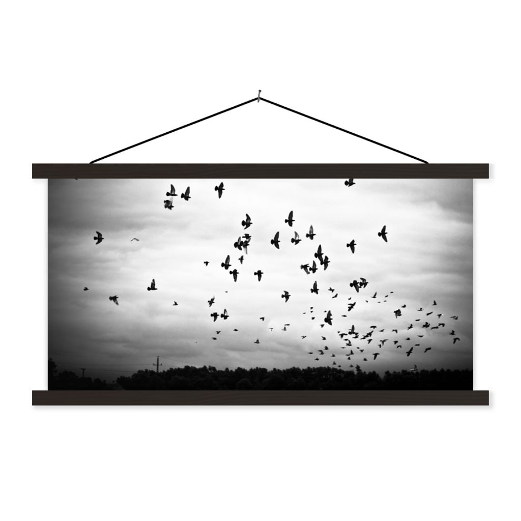 MuchoWow Textilposter Tiere - Vögel - Wolken - Schwarz - Weiß 120x60 cm mit schwarzem Rahmen - Dekoration Schlafzimmer