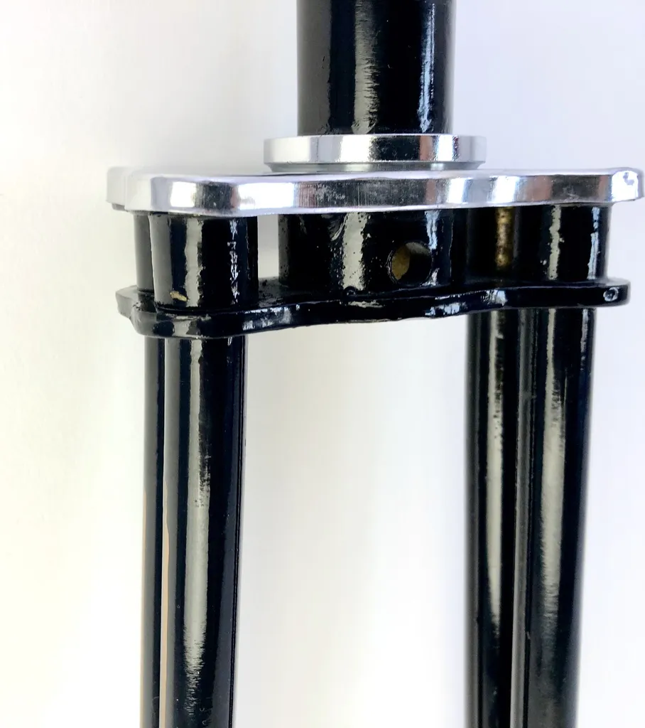 Fourche double tube Humber idéale pour restauration de vélo