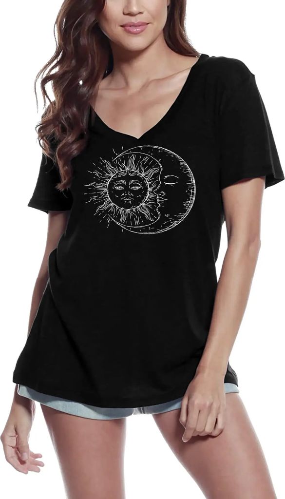 Damen Grafik T-Shirt V-Ausschnitt Sonne und Mond spirituelle Astrologie Yoga Frieden – Sun And Moon Spiritual Astrology Yoga Peace