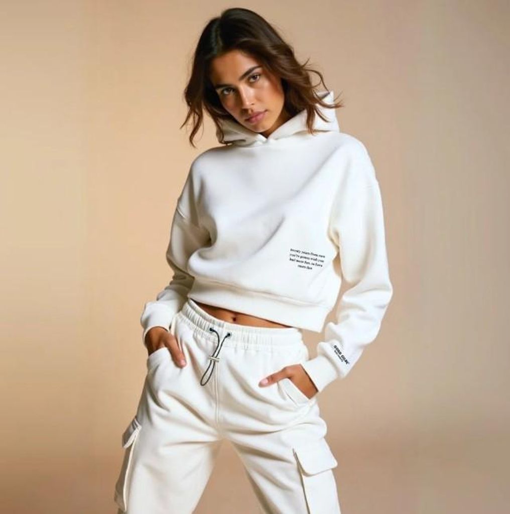 GOOD GIRL BAD HABITS Crop Hoodie "TWENTY YEARS FROM NOW", Farbe weiß, Größe S/M