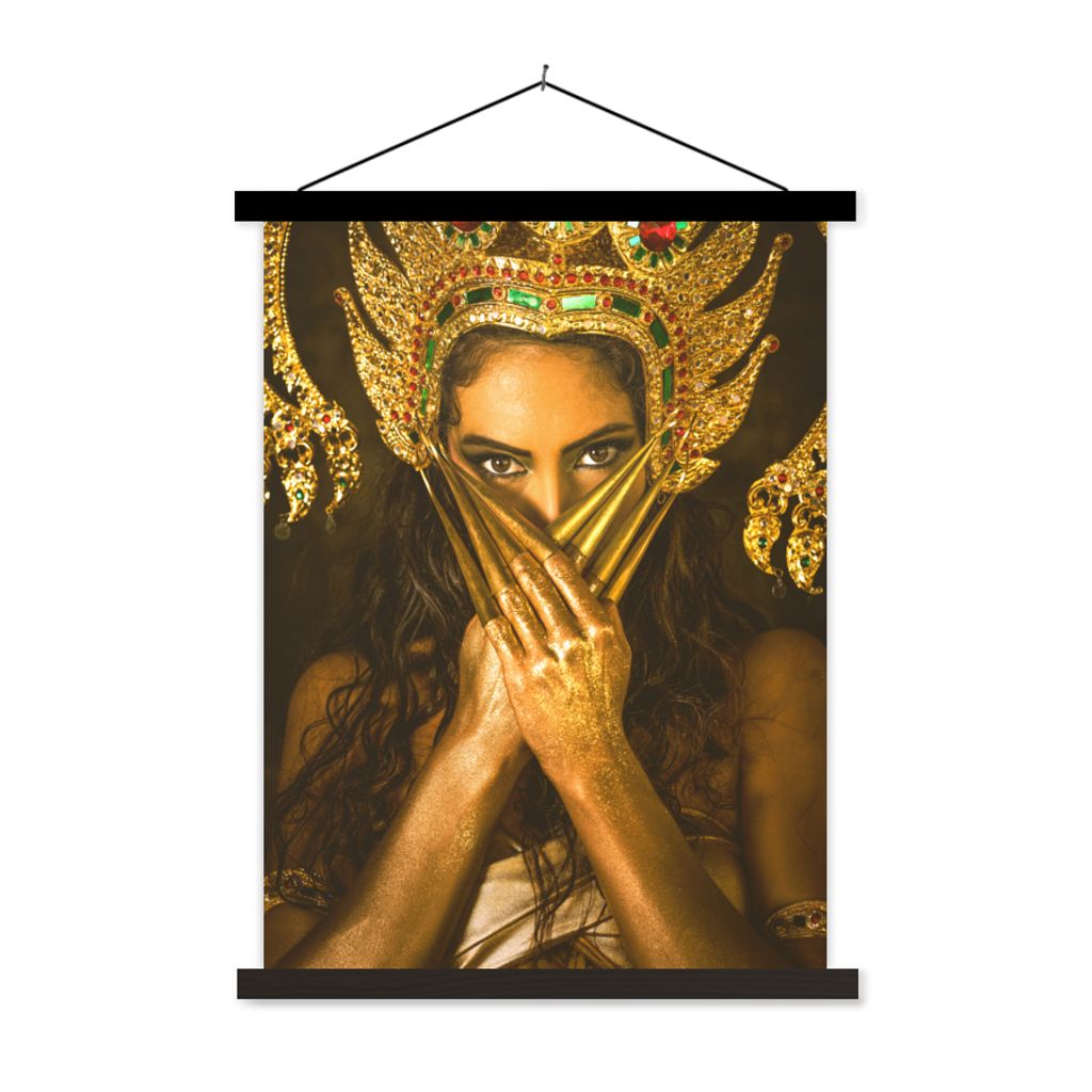 MuchoWow Textilposter Frau - Gold - Krone 120x160 cm mit schwarzem Rahmen - Magnetischer