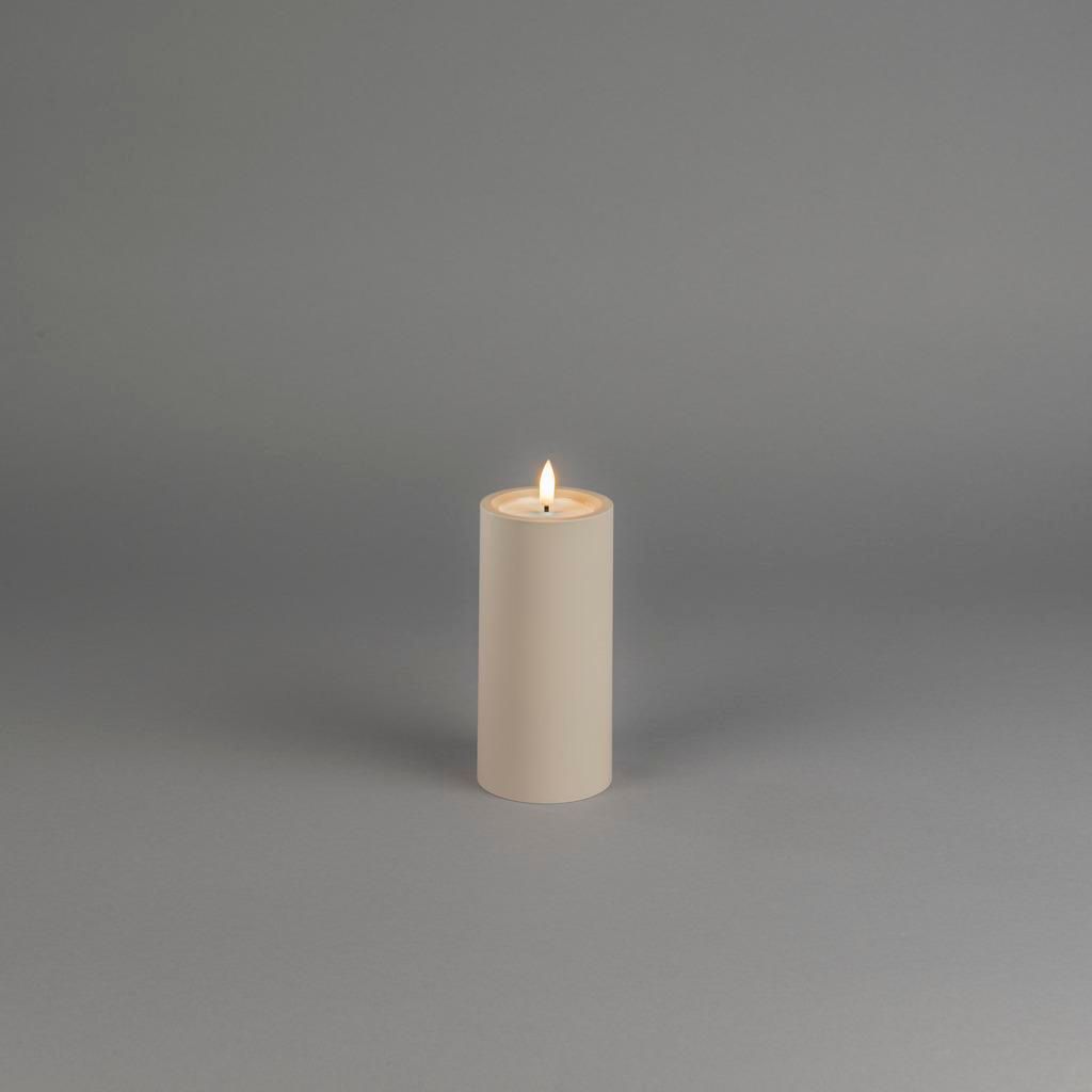 LED Kunststoffkerze sand Außen 1875-970 6h Timer D7 H15cm Produktbild 