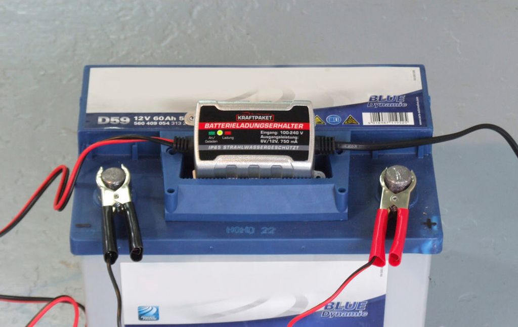 Dino Kraftpaket Batterie Erhaltungsgerät Produktbild 7