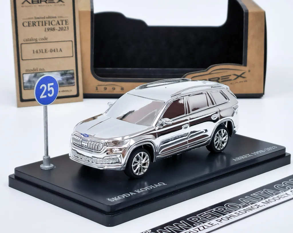 Skoda Kodiaq FL Abrex 1:43 idée cadeau pour passionné de vitrine