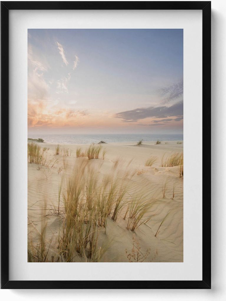 Boho-Landschaft aus feinen Gräsern Meer und Himmel– Wandbild mit Rahmen – Gerahmtes Bild – Wanddekoration – 50x70 cm – Schwarz Rahmen